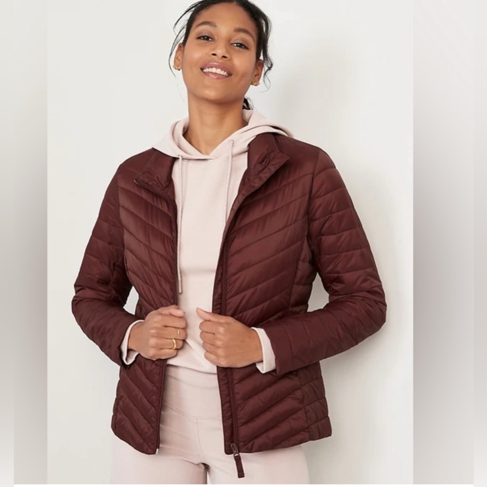 Old Navy Water Resistant Lightweight Puffer Jacket